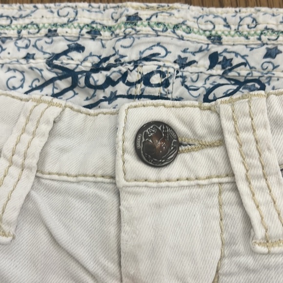 Stitch  “Totem” denim/jean short - Picture 2 of 7